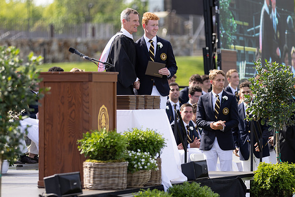 graduation22_diplomas_gh_0630