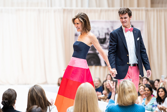 fashionshow19_runway_wkl_1577