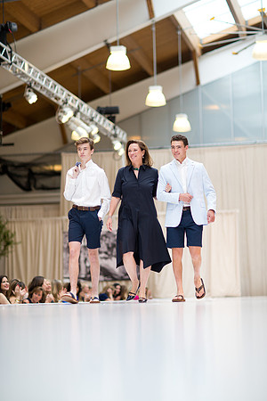 fashionshow19_runway_mk_0186
