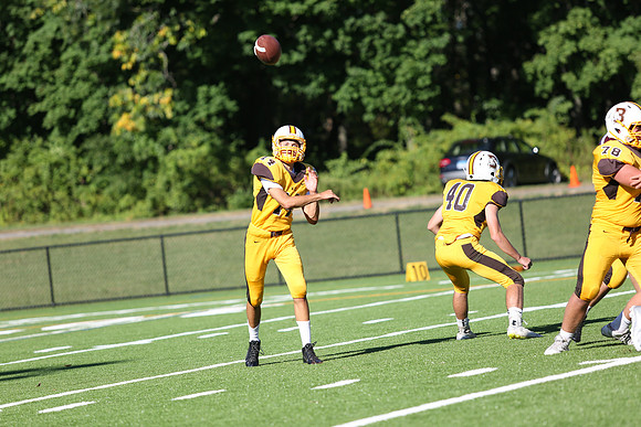 football_jv_2015-09-15_jfess_0865