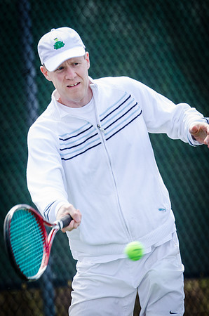 alum_varsitytennis_4080