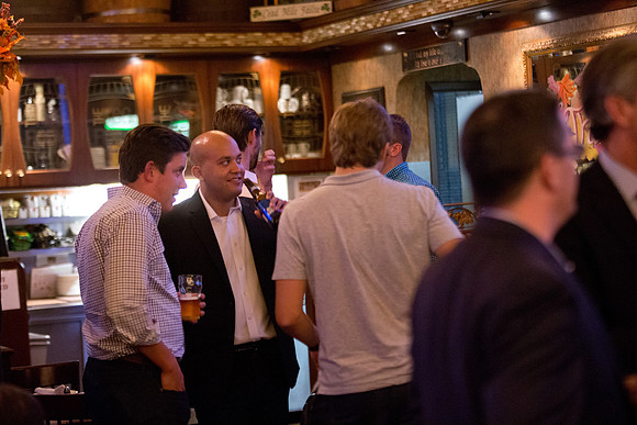 alumni_happyhour_nyc16_mkras_0024