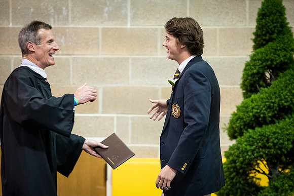 graduation19_wkl1_9995