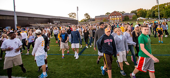 homecoming14_bonfire_jfess_9539
