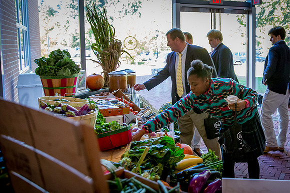 farmersmarket_us_jf_2200