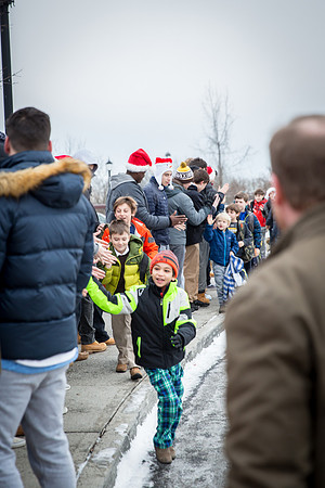 holiday_handshake17_jfess_4574