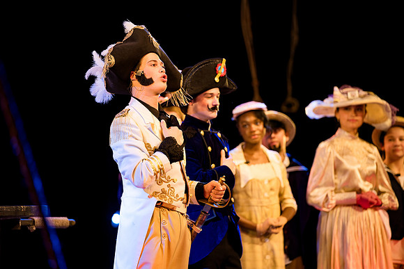 hmspinafore_springmusical25_fri_us_ah_0040