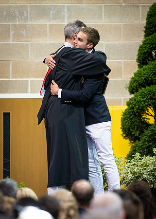 graduation19_wkl1_0311