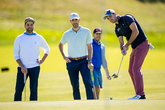 hc24_alumnigolf_ah_0103