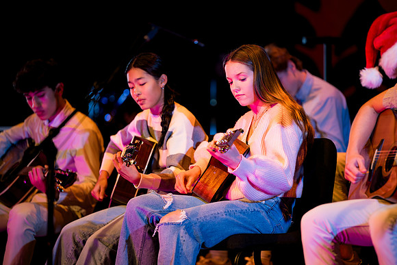holidayconcert24_us_ah_0089