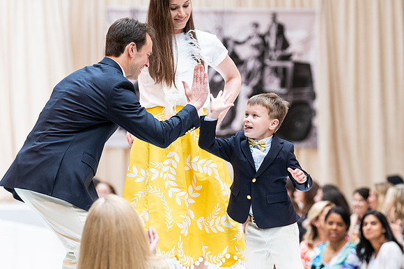 fashionshow19_runway_wkl_1375