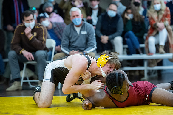 wrestling_2022-01-15_dburns_3177