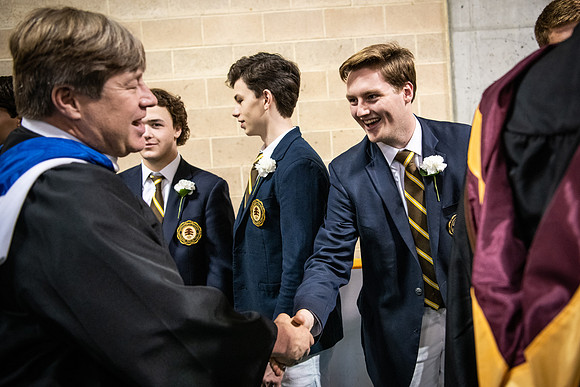 graduation19_wkl1_8649