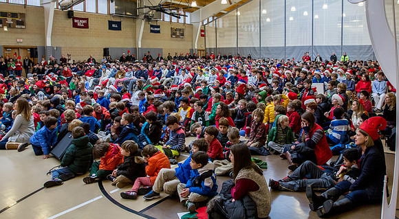 holiday_assembly_jfess_0003