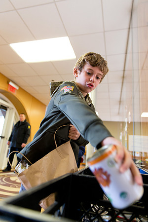 souperbowl_fooddrive_ls_mkras_0010