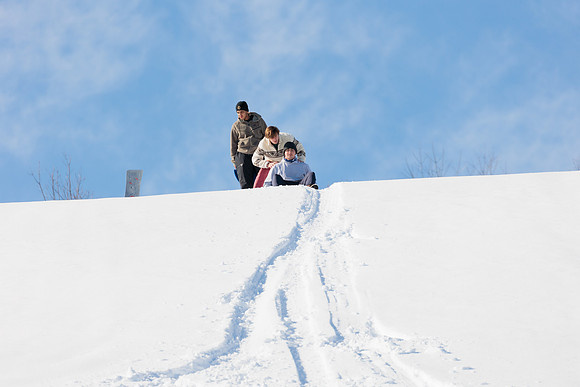 randolphvt2122_trip07_sledding_bdf_1062