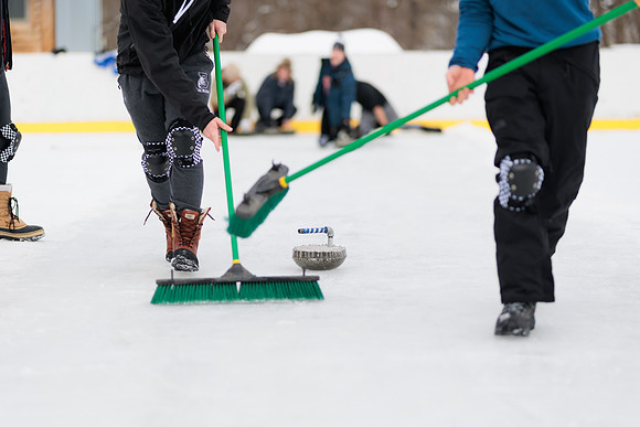 randolphvt2122_trip07_curling_bdf_0321