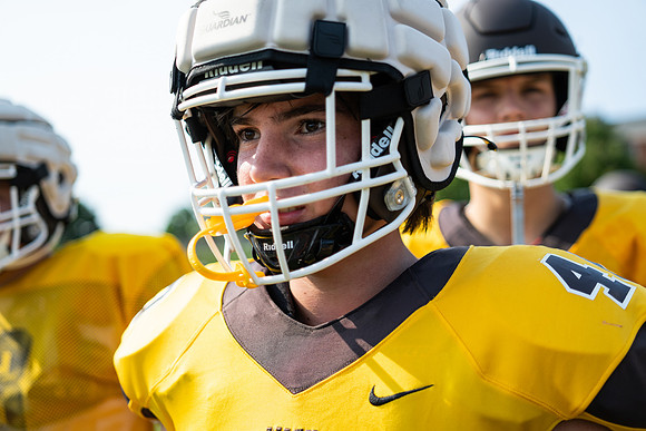 football_scrimmge_2024-09-04_jk_9240