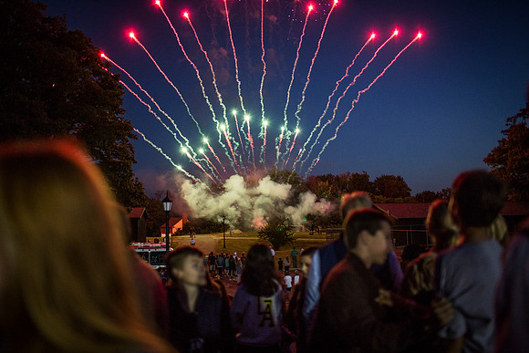 homecoming14_fireworks_jk_2707