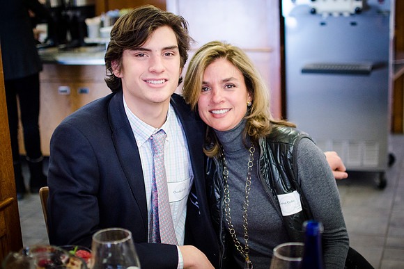 seniormom_vdaybfast_wkl_0708