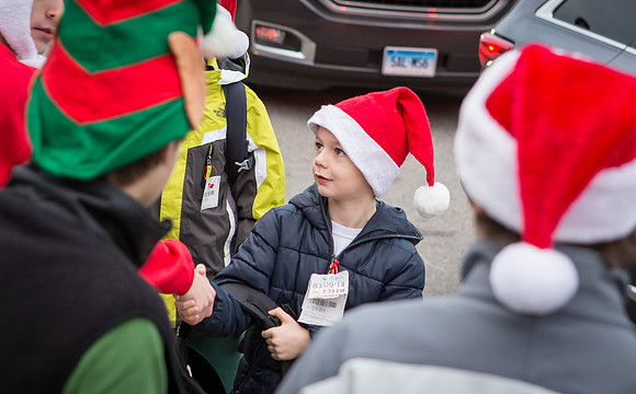 holiday_handshake_jfess_0002