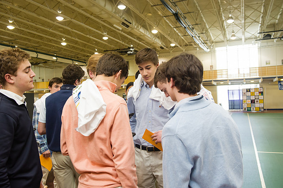 sciencefair14qu_hl_8755