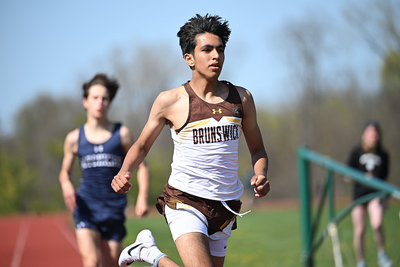 trackfield_2025-04-23_cp_2611
