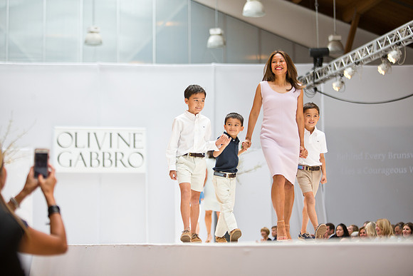 fashionshow17_runway_mkras_0228