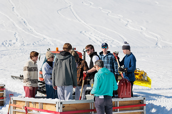 randolphvt2122_trip07_sledding_bdf_0922