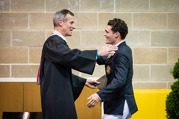 graduation19_wkl1_9905