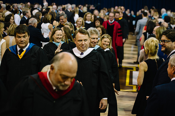 graduation16_hp_2268