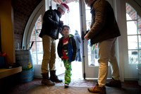 holidays19_handshake_mkras_0004