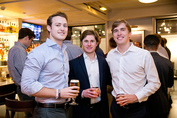 alumni_nyc_happyhr19_mkras_0064