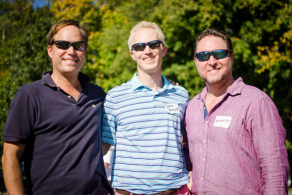 homecoming14_alumnitent_crowd_wkl_0214