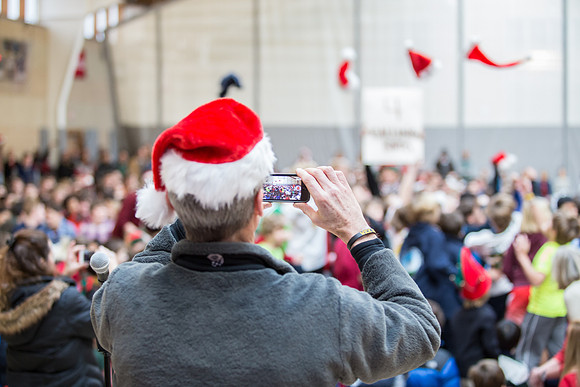 holidayassembly_all_jfess_3362