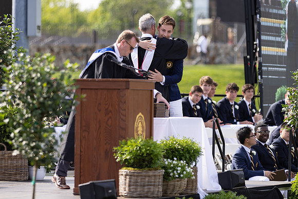 graduation22_diplomas_gh_0695