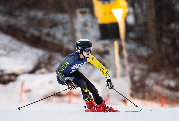 ski_2022-02-01_dburns_4056