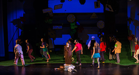 alicewonderland_jfess_0712