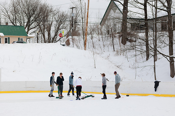randolphvt2122_trip07_curling_bdf_0702