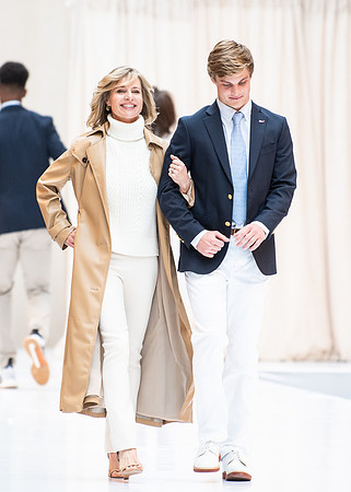fashionshow19_runway_wkl_0521