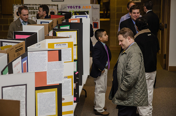 sciencefair_ms_hl_1736
