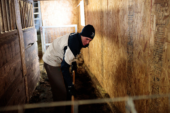 randolphvt1819_trip05_goatfarm_bdf_9562