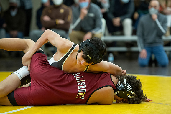 wrestling_2022-01-15_dburns_3025