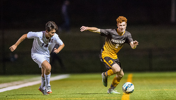 hc17_soccer_dburns_0073