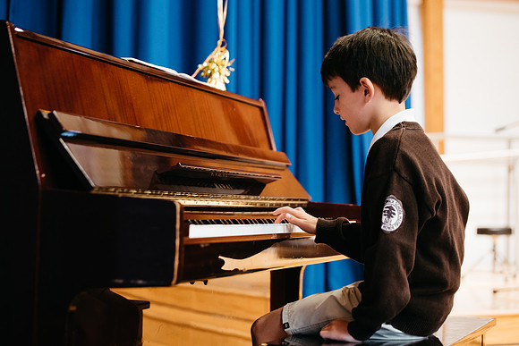 talentshow_gr1-2_hp_2187