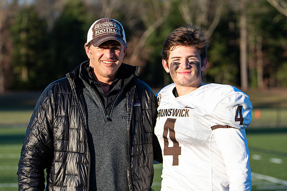 football_nepsac19_wkl5_3446