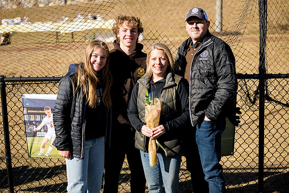 soccer_2024-11-09_seniorday_ah_0247