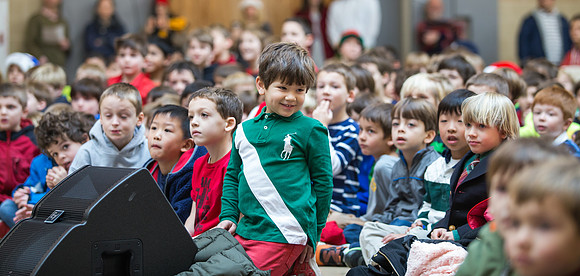 holidayassembly_all_jfess_3099
