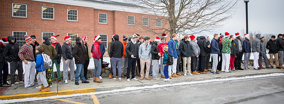 holiday_handshake17_jfess_4447