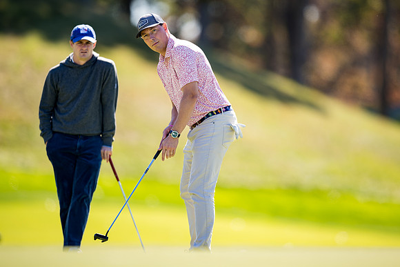 hc24_alumnigolf_ah_0120
